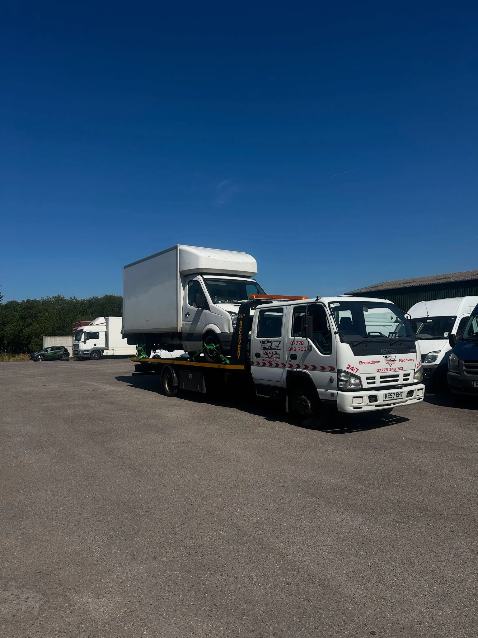 Truck recovery service