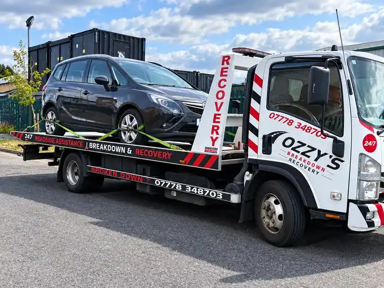 Broken-down vehicle transport with Ozzy’s Breakdown Recovery